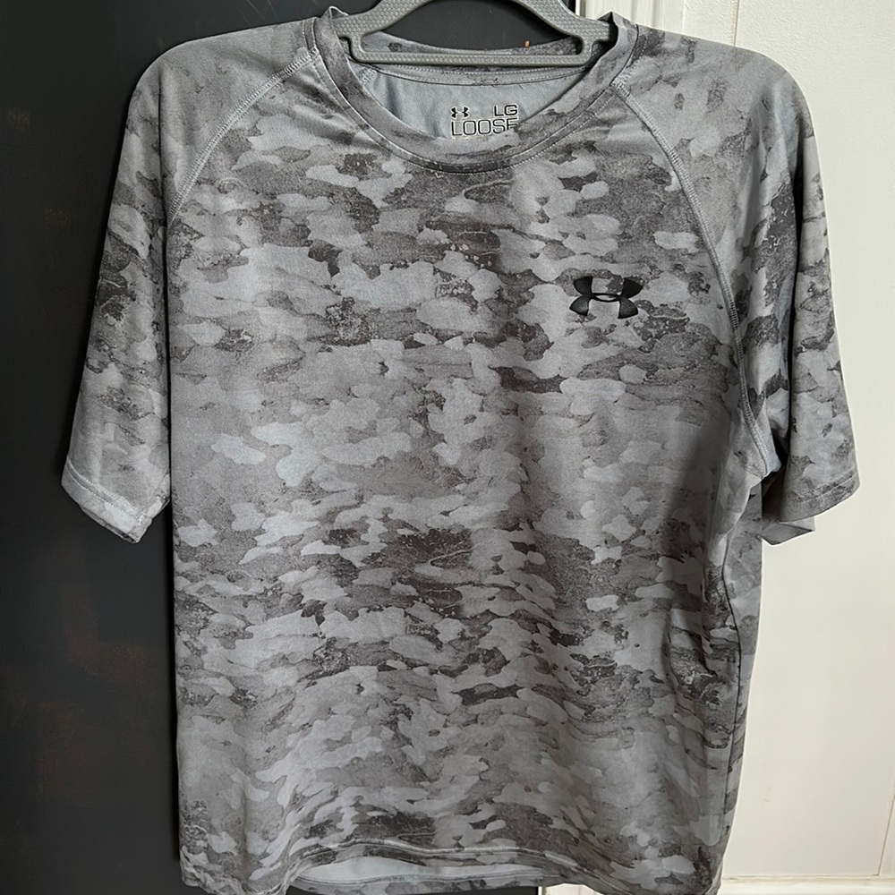 L mens t shirt